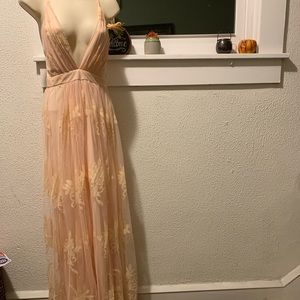 Luxxel Peach Floral Maxi Dress